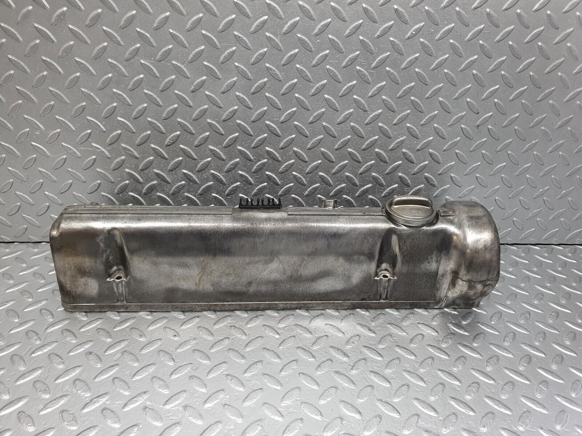 43734 Mercedes-Benz C126 380SEC Coupe Cylinder Head Cover Right A1170160105