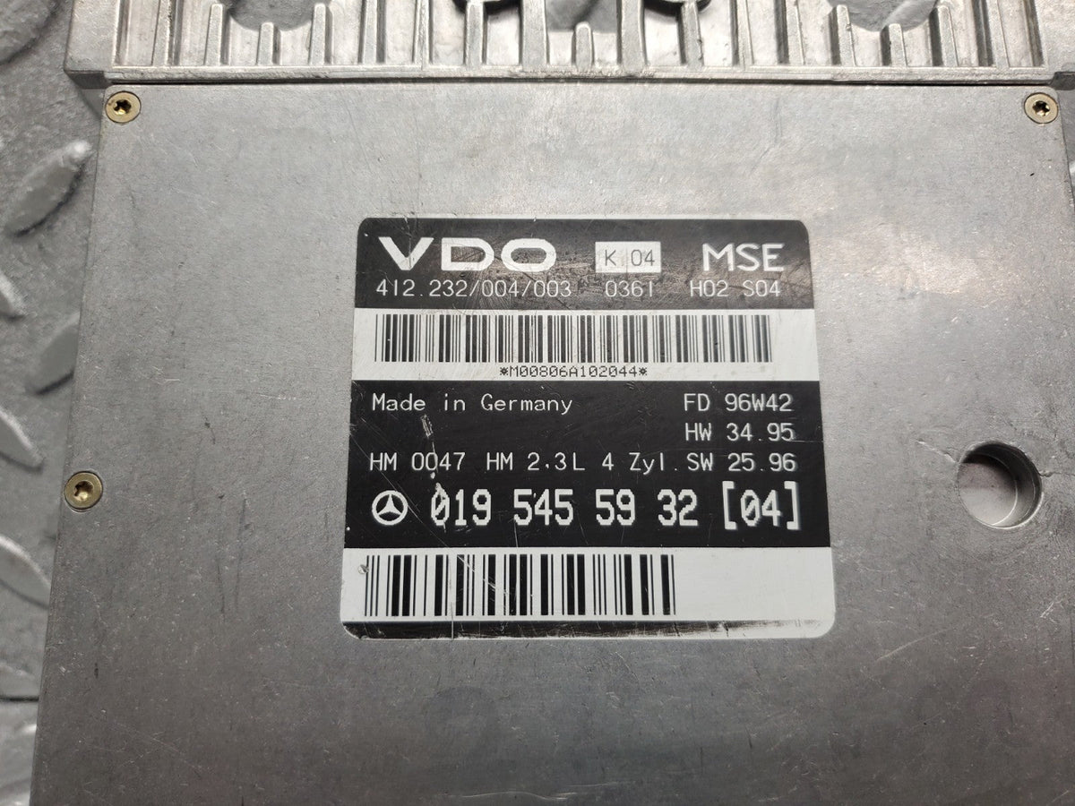 51265 Mercedes-Benz W210 Engine Control Unit ECU VDO A0195455932