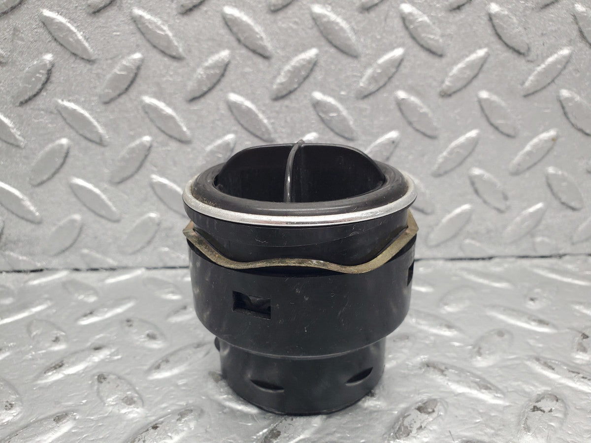 51363 Mercedes-Benz C107 R107 Dashboard Air Vent
