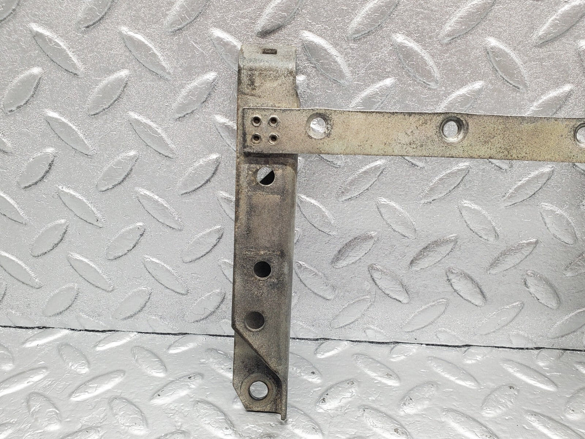 48576 Mercedes-Benz W108 Ignition Cable Bracket