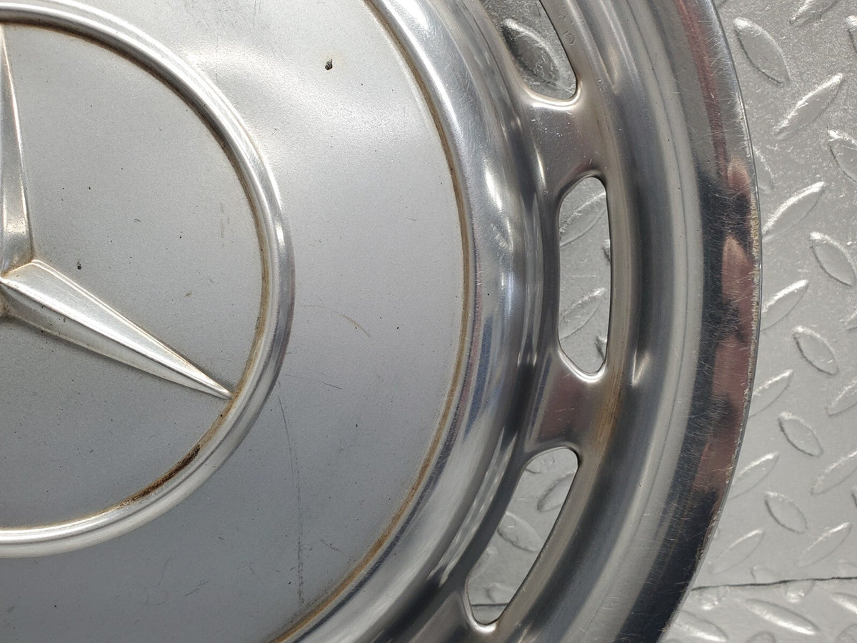 48391 Mercedes-Benz Wheel Trim Hub Cap 14"