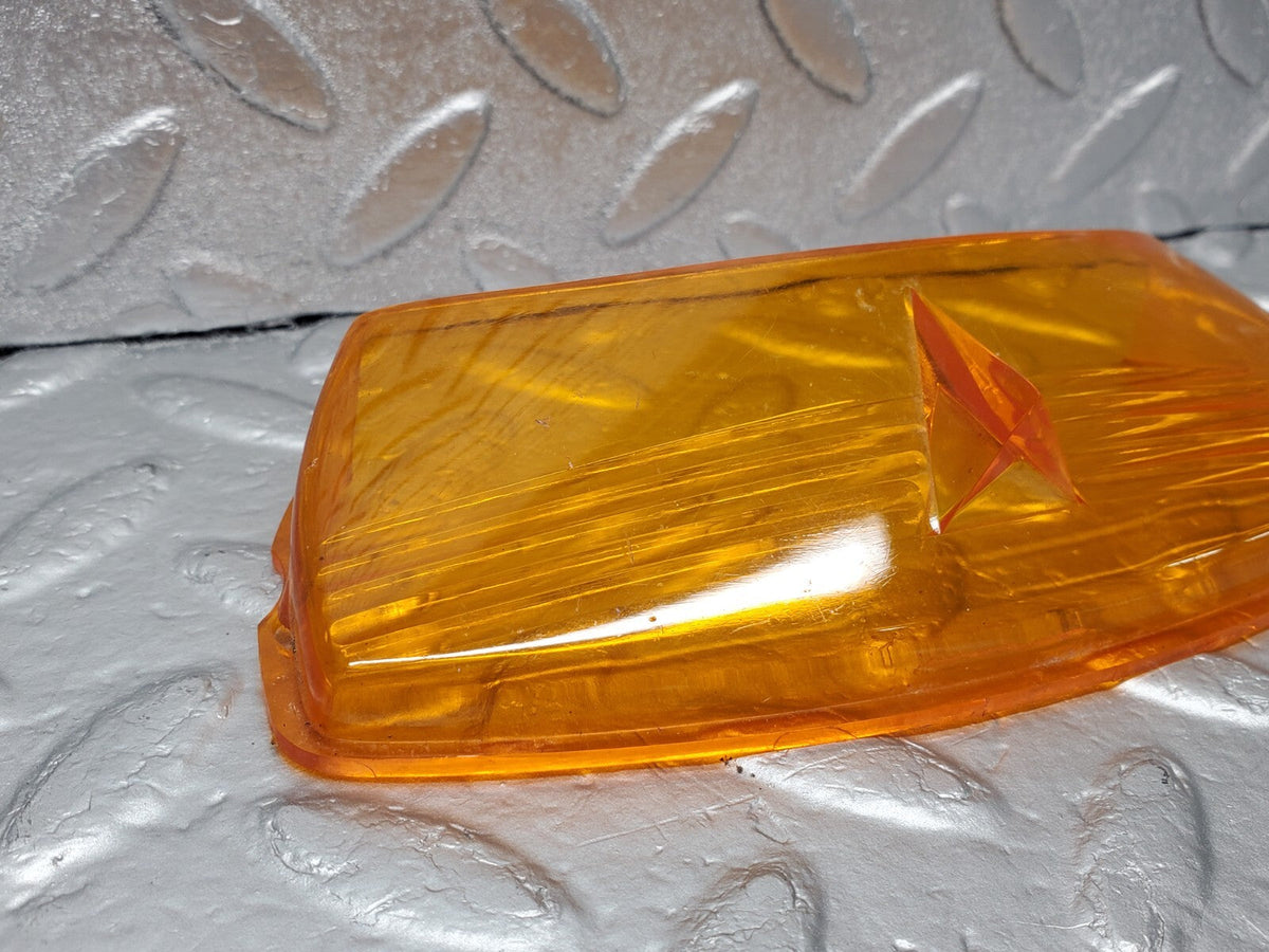 48549 Mercedes-Benz W115 Indicator Light Lens