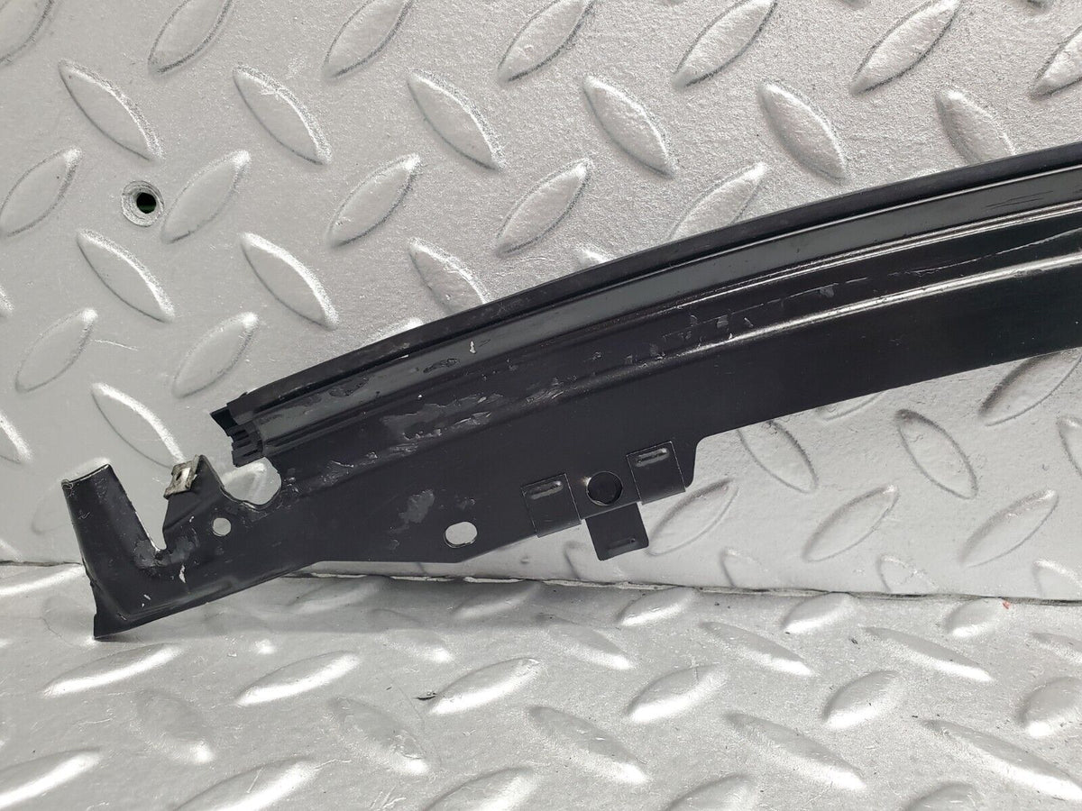 47088 Mercedes-Benz R129 320SL Coupe Front Windscreen Top Chrome Trim