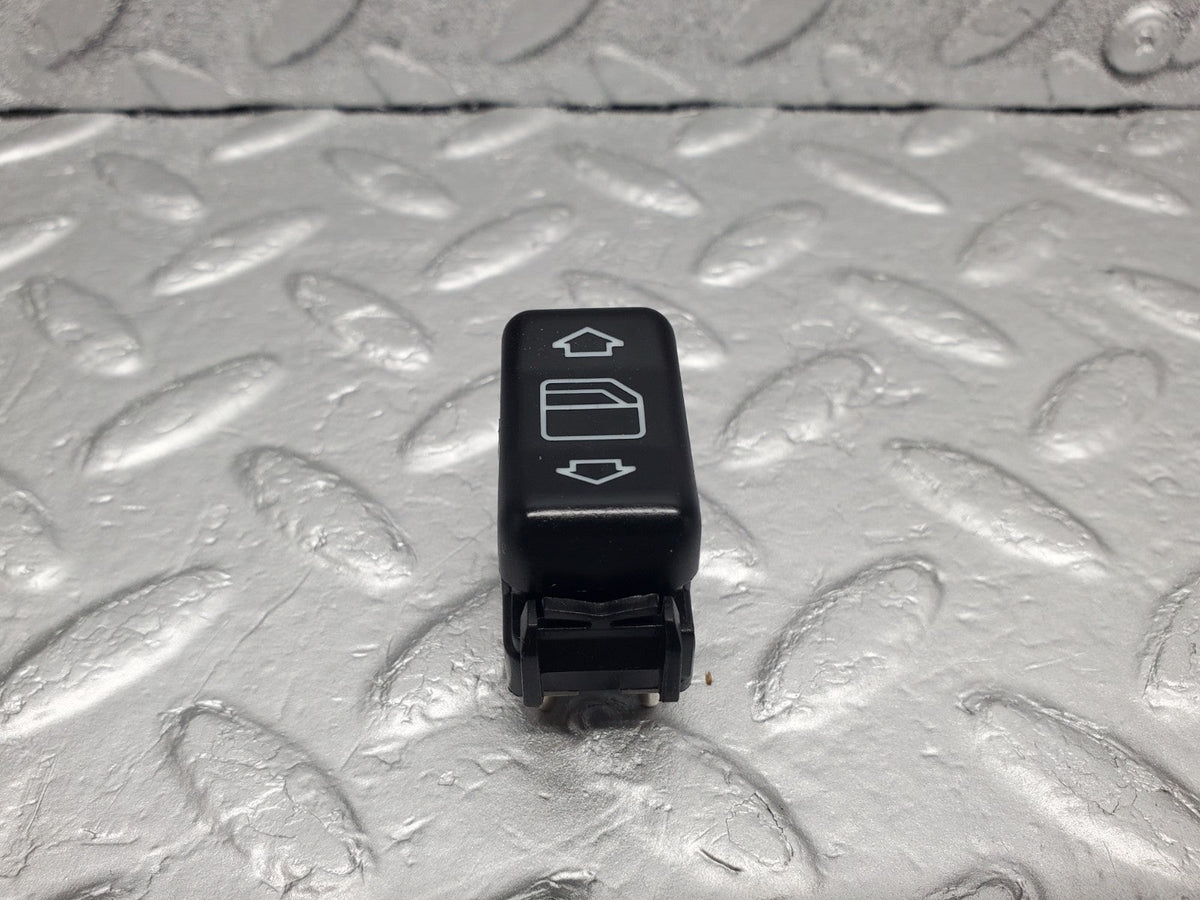 49106 Mercedes-Benz A124 320E Cabriolet Electric Window Switch Right Side A1248209410