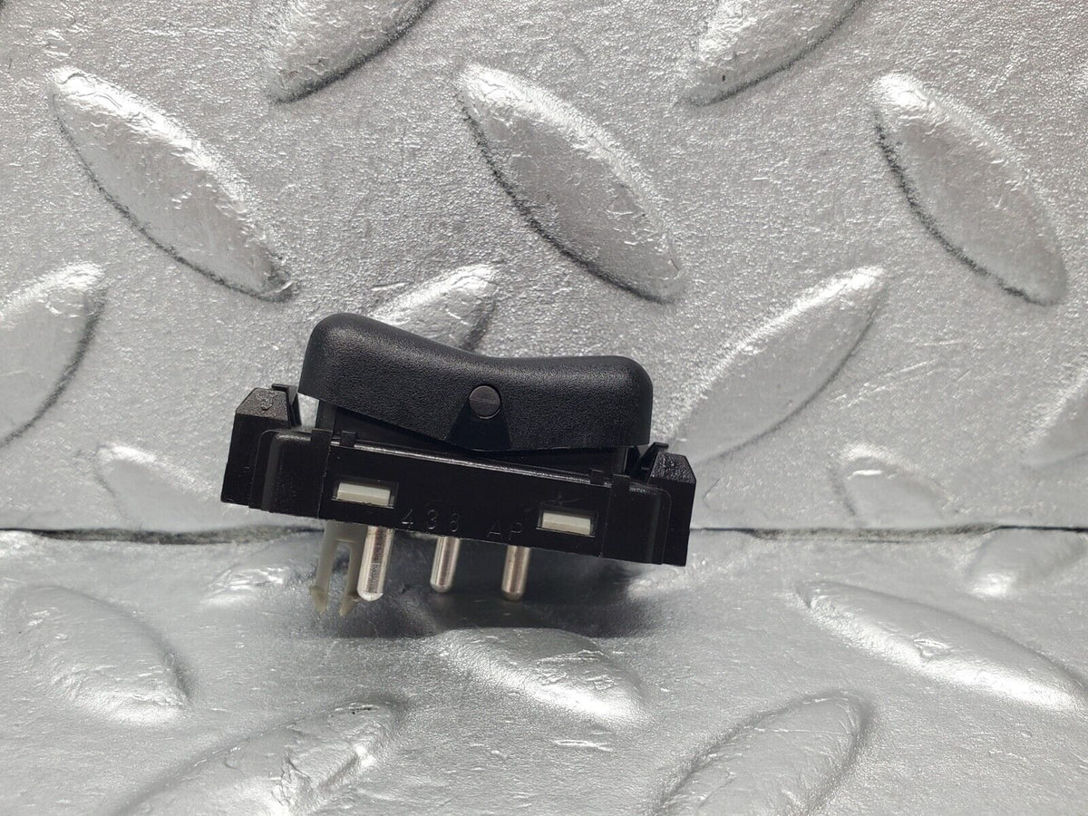 46925 Mercedes-Benz R129 320SL Coupe Central Locking Switch A1248215051