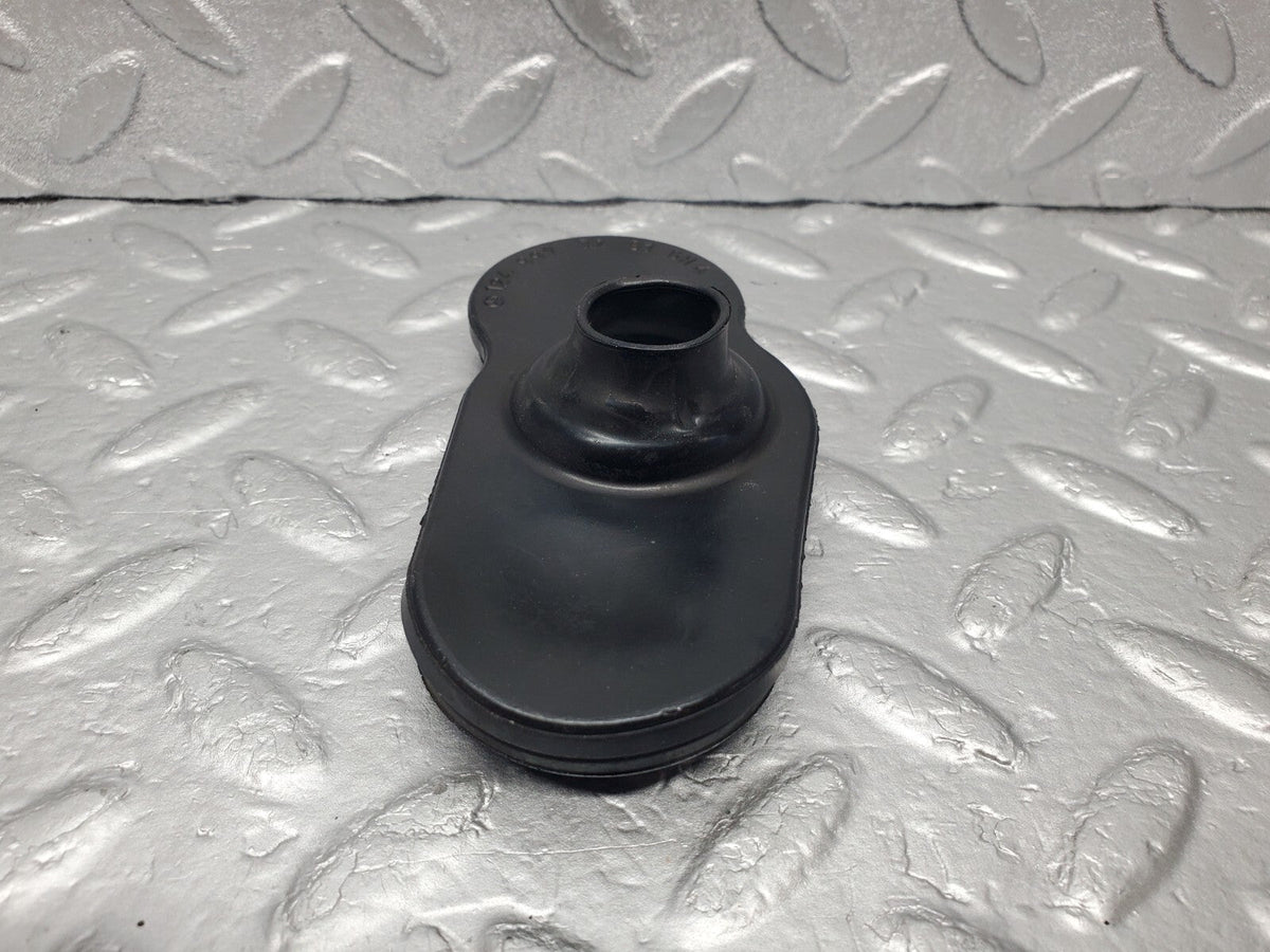 48998 Mercedes-Benz A124 320E Cabriolet Firewall Rubber Grommet A1249977281