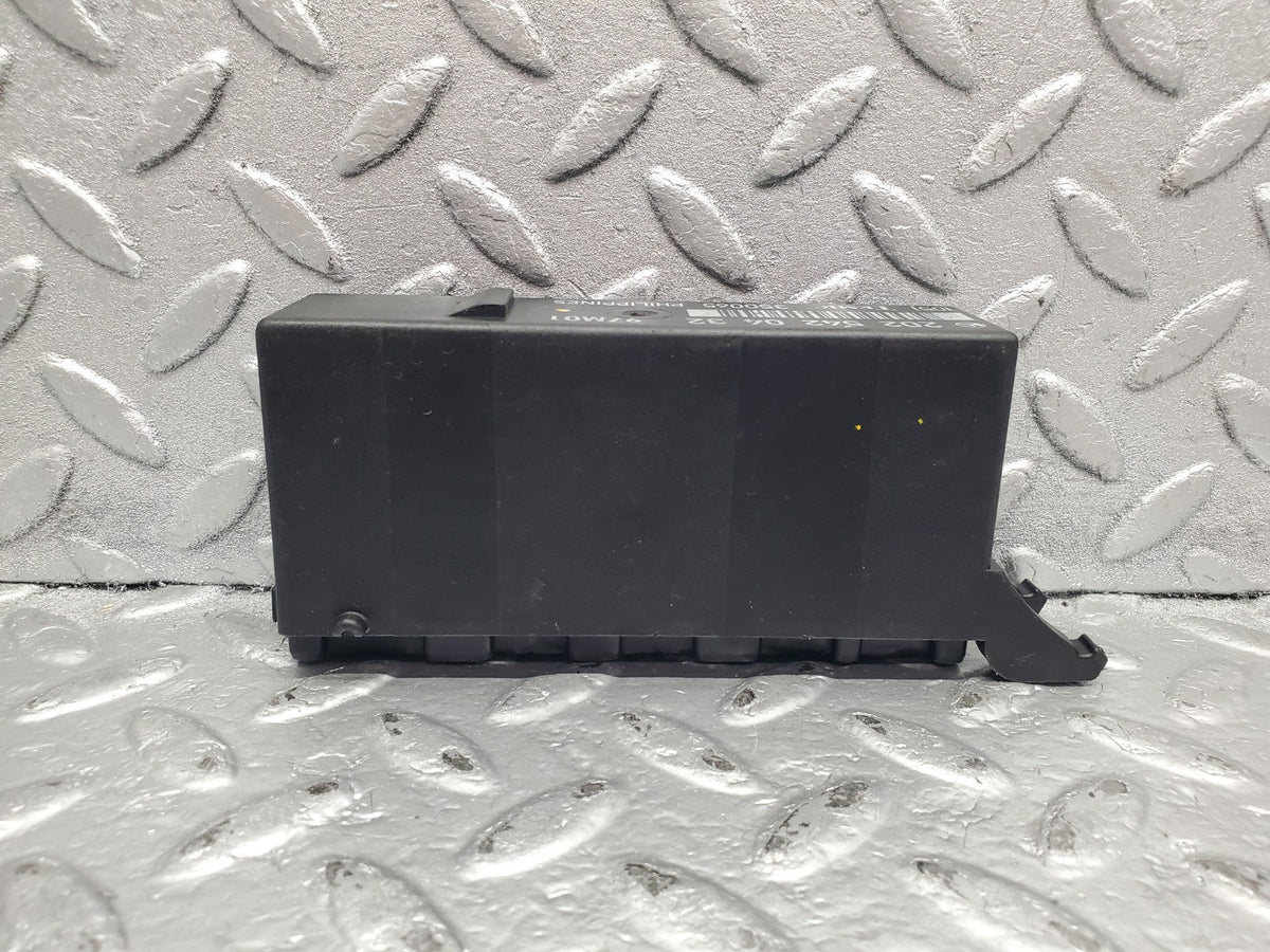 51289 Mercedes-Benz W202 Light Control Unit A2025420432