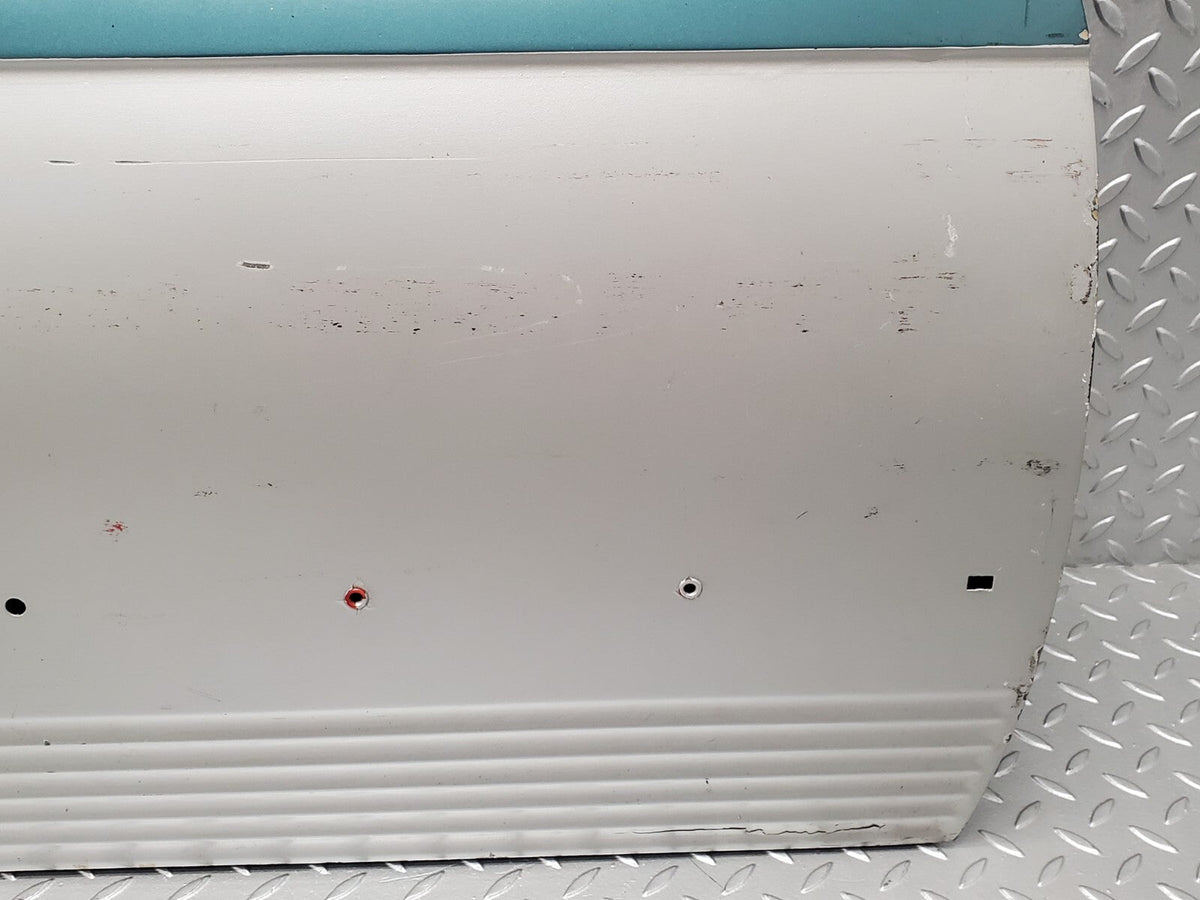 48257 Mercedes-Benz C107 R107 Right Door