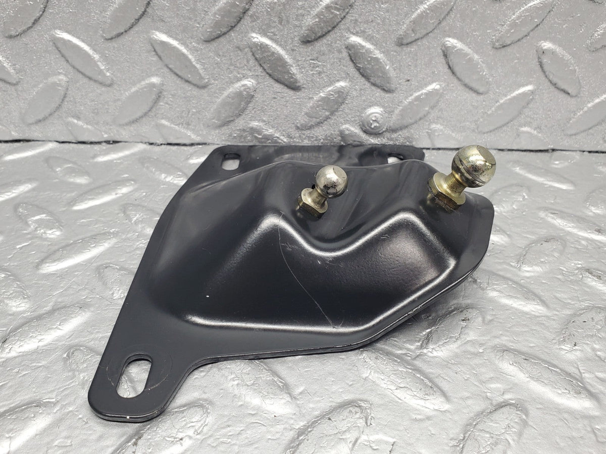 49100 Mercedes-Benz A124 320E Cabriolet Soft Top Support Bracket Left Side