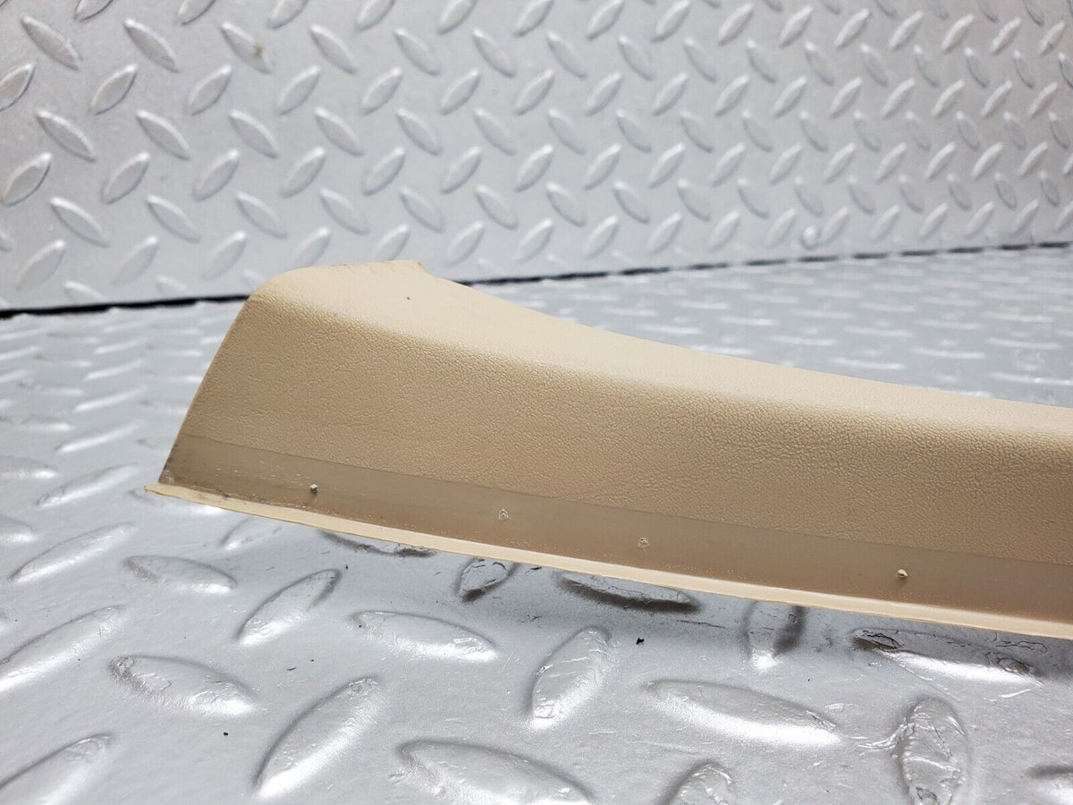 45861 Mercedes-Benz W126 420SE Front Left Door Window Frame Cover A1267250371
