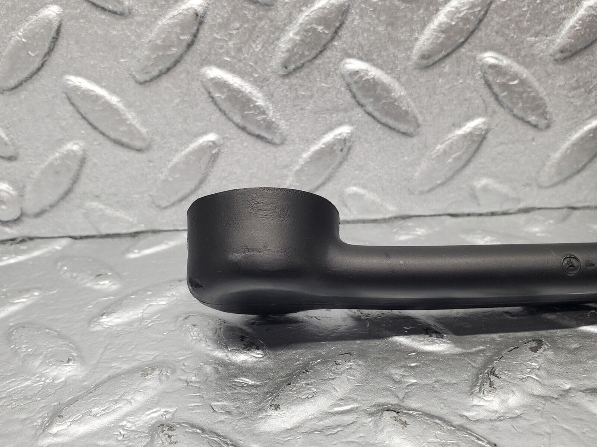 46427 Mercedes-Benz C123 280CE Coupe Crankcase Breather Hose Pipe A1100942482