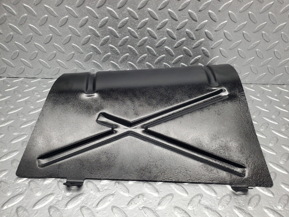 48986 Mercedes-Benz A124 320E Cabriolet Soft Top Pump Cover Panel