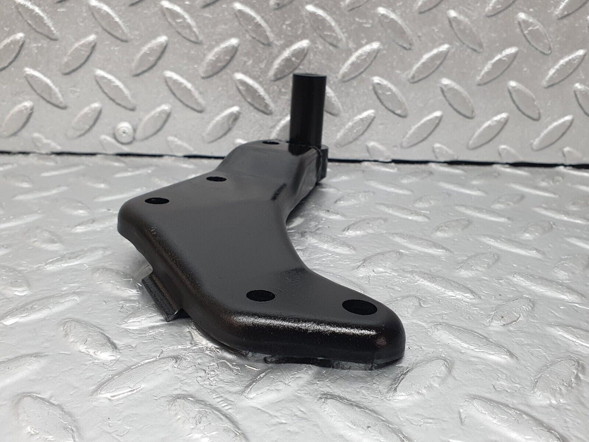 44217 Mercedes-Benz C123 230CE Coupe Alternator Generator Bracket