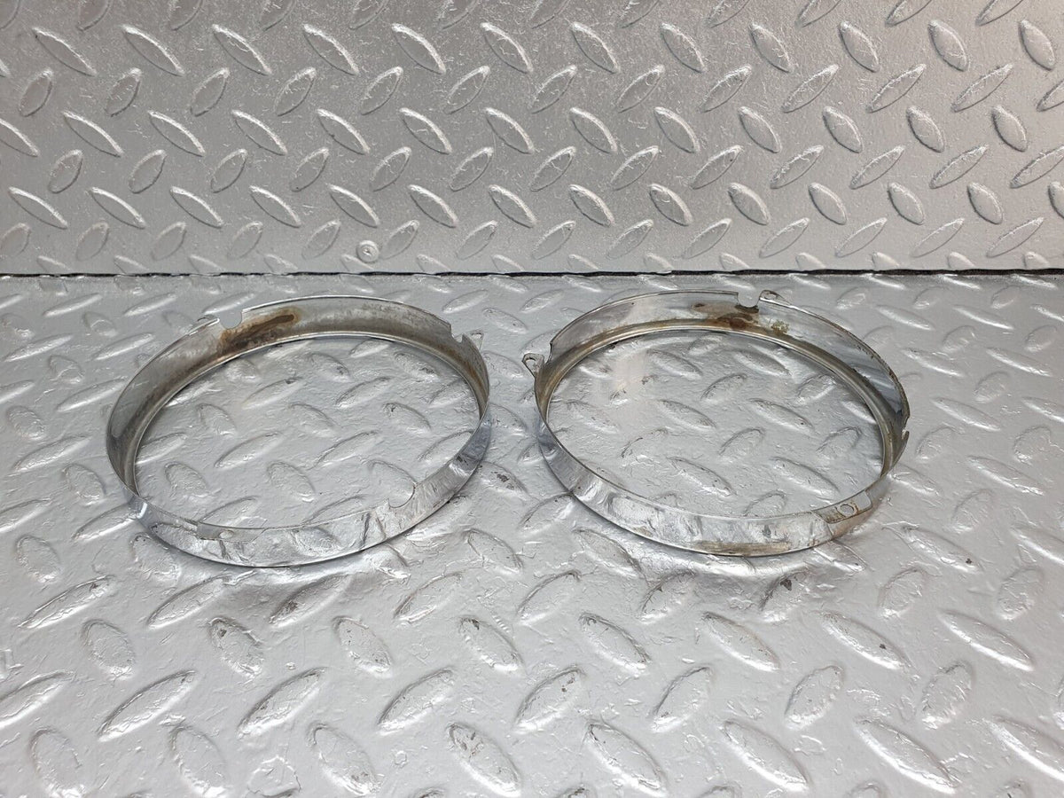 43276 Mercedes-Benz W108 280SE Headlight Chrome Frame