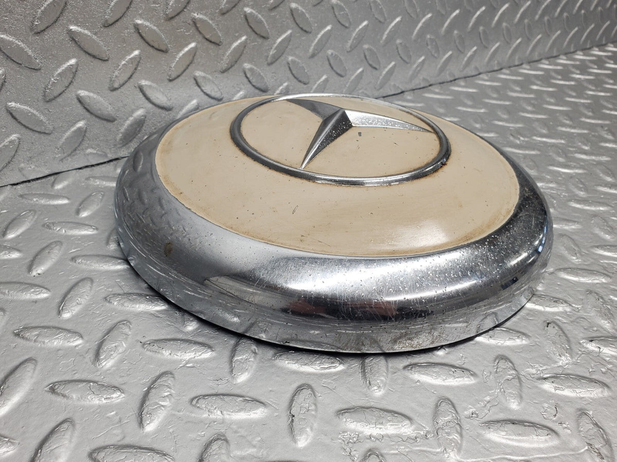 48387 Mercedes-Benz Chrome Wheel Hub Cap
