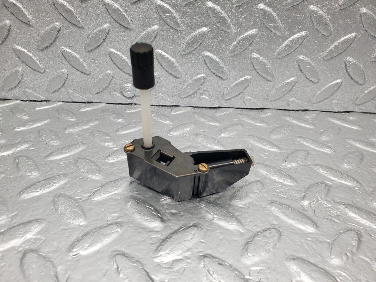 47611 Mercedes-Benz C126 500SEC Coupe Instrument Cluster Clock Adjuster