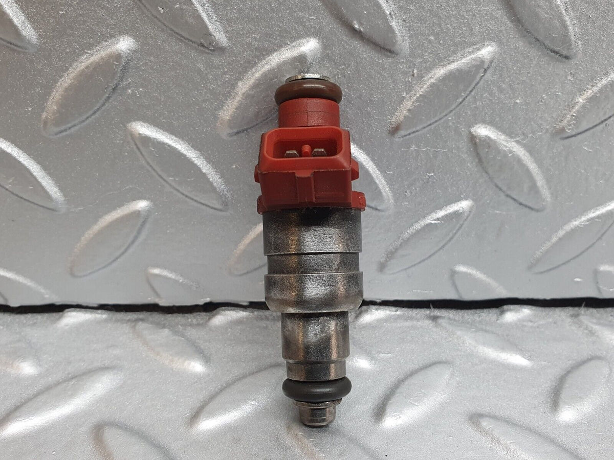 42057 Mercedes-Benz W202 C200 Fuel Injector Siemens A0000788523