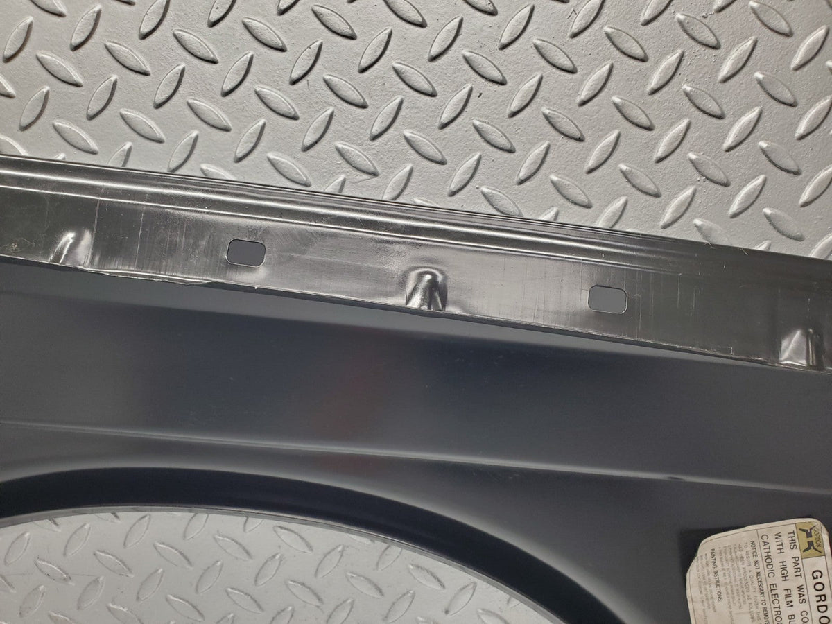 49472 Mercedes-Benz W126 Front Left Wing Fender