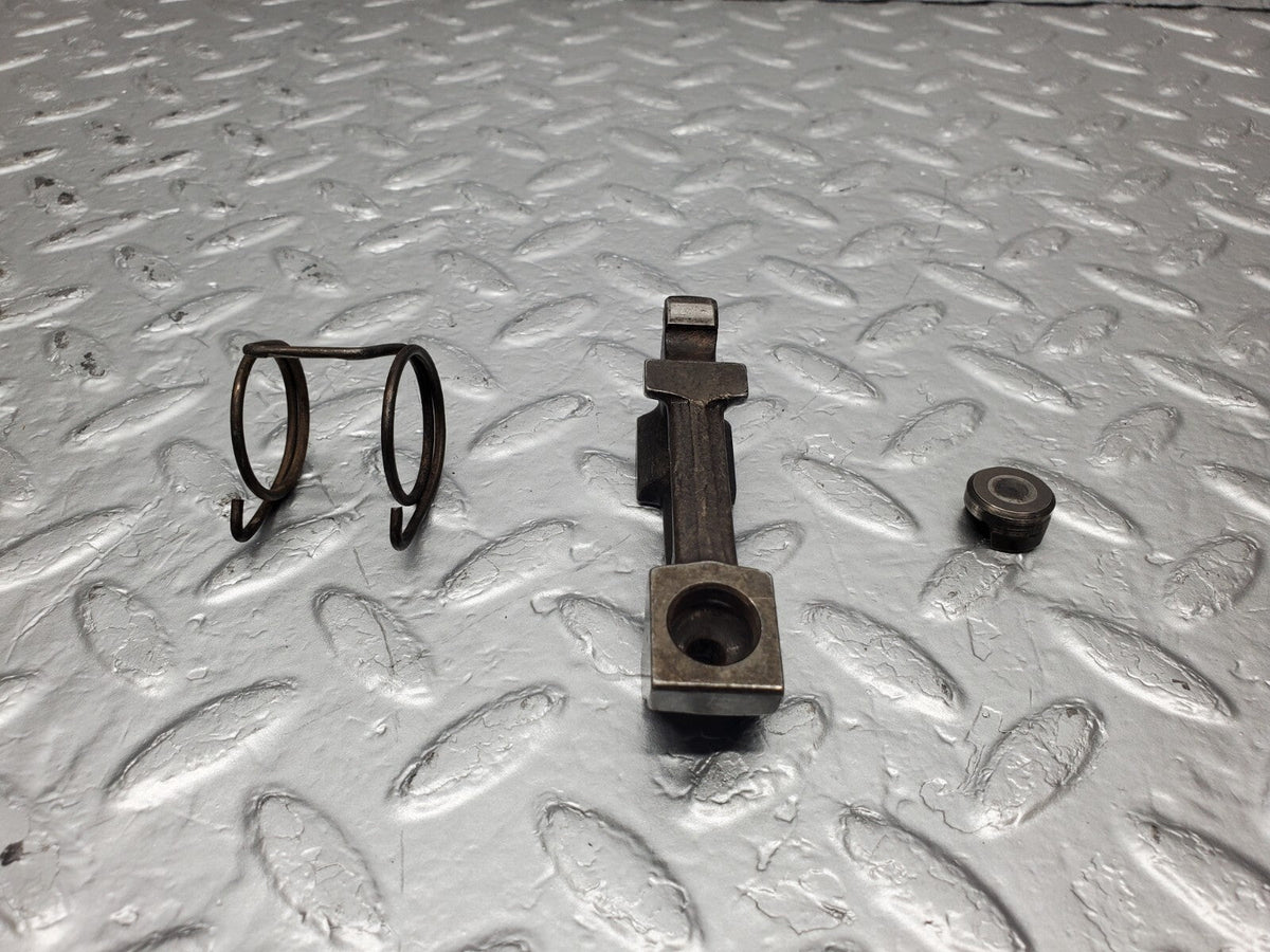 48868 Mercedes-Benz W108 Valve Rocker Arm With Retaining Spring & Tappet