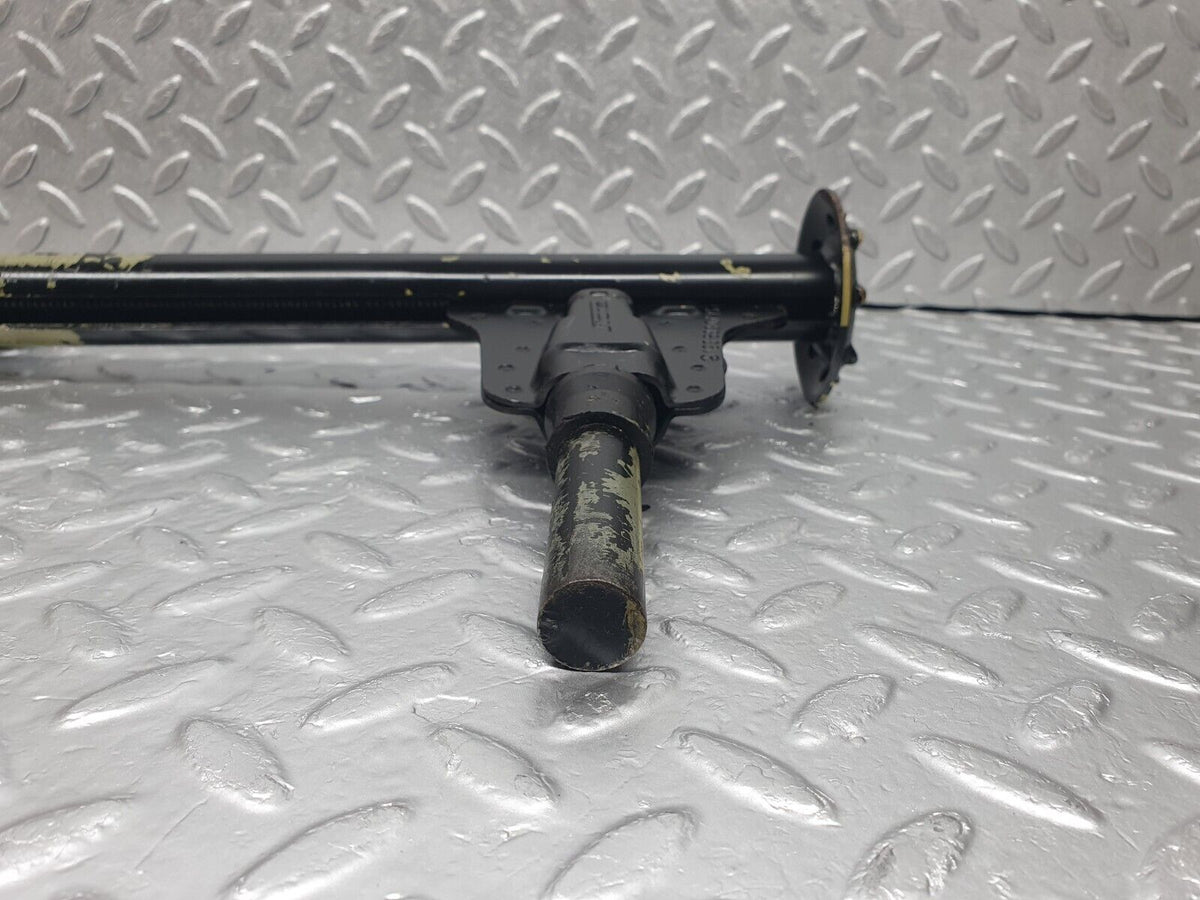 43924 Mercedes-Benz C123 230CE Coupe Car Jack A1235830715