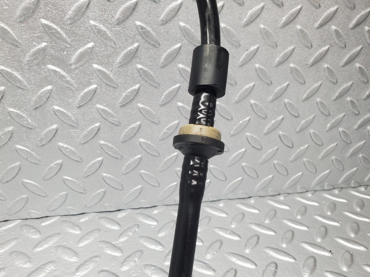 48997 Mercedes-Benz A124 320E Cabriolet Brake Servo Vacuum Pipe