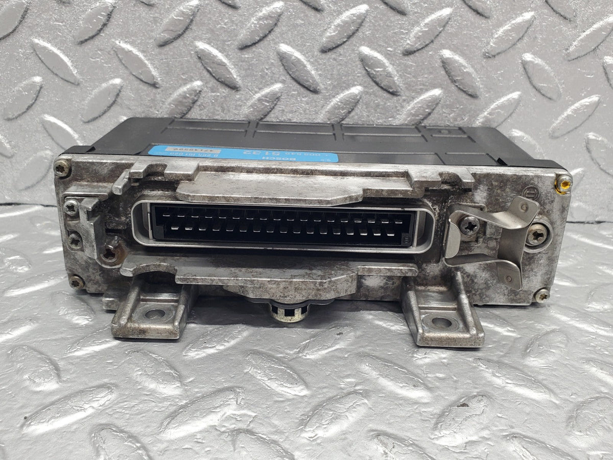 49087 Mercedes-Benz A124 320E Cabriolet ABS Control Unit Bosch A0055455132 0265101020