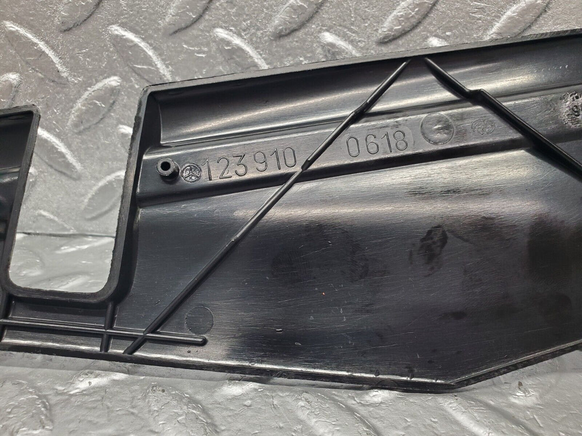46619 Mercedes-Benz C123 280CE Coupe Front Right Seat Cover Trim Black A1239100618