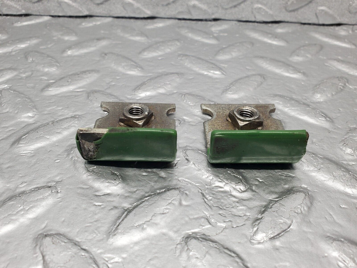 48194 Mercedes-Benz C107 R107 Window Stop Plate 2x