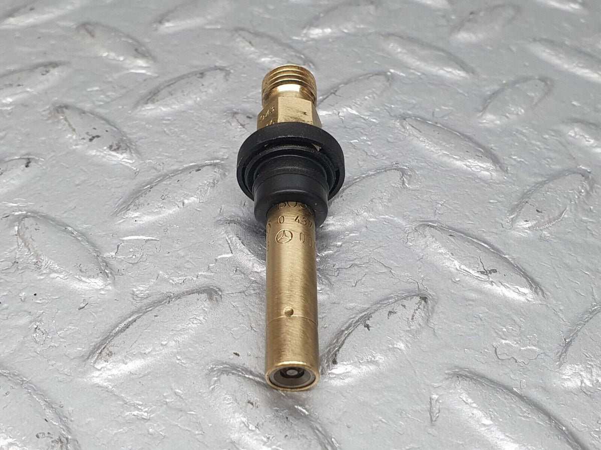 41036 Mercedes-Benz W126 300SE Fuel Injector Bosch A0000785623 0437502047