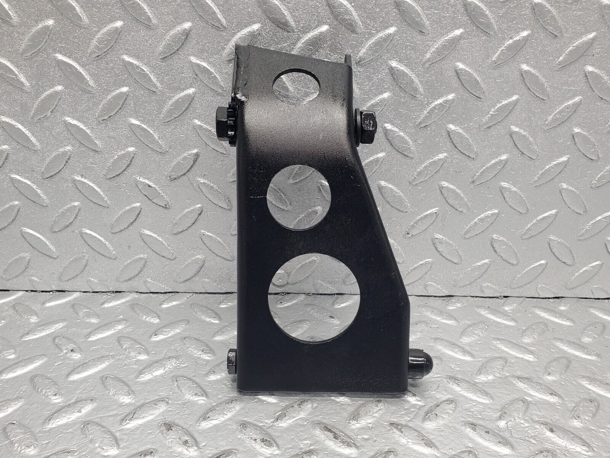 47416 Mercedes-Benz C126 500SEC Coupe Alternator Generator Bracket