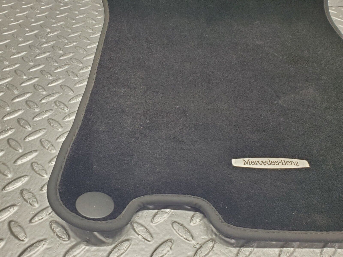 47757 Mercedes-Benz R230 350SL Coupe Front Left Floor Mat A0009982077