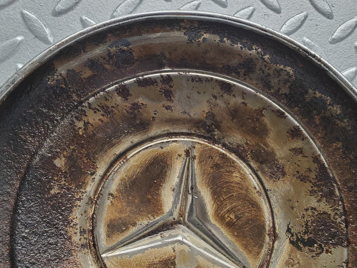 48387 Mercedes-Benz Chrome Wheel Hub Cap