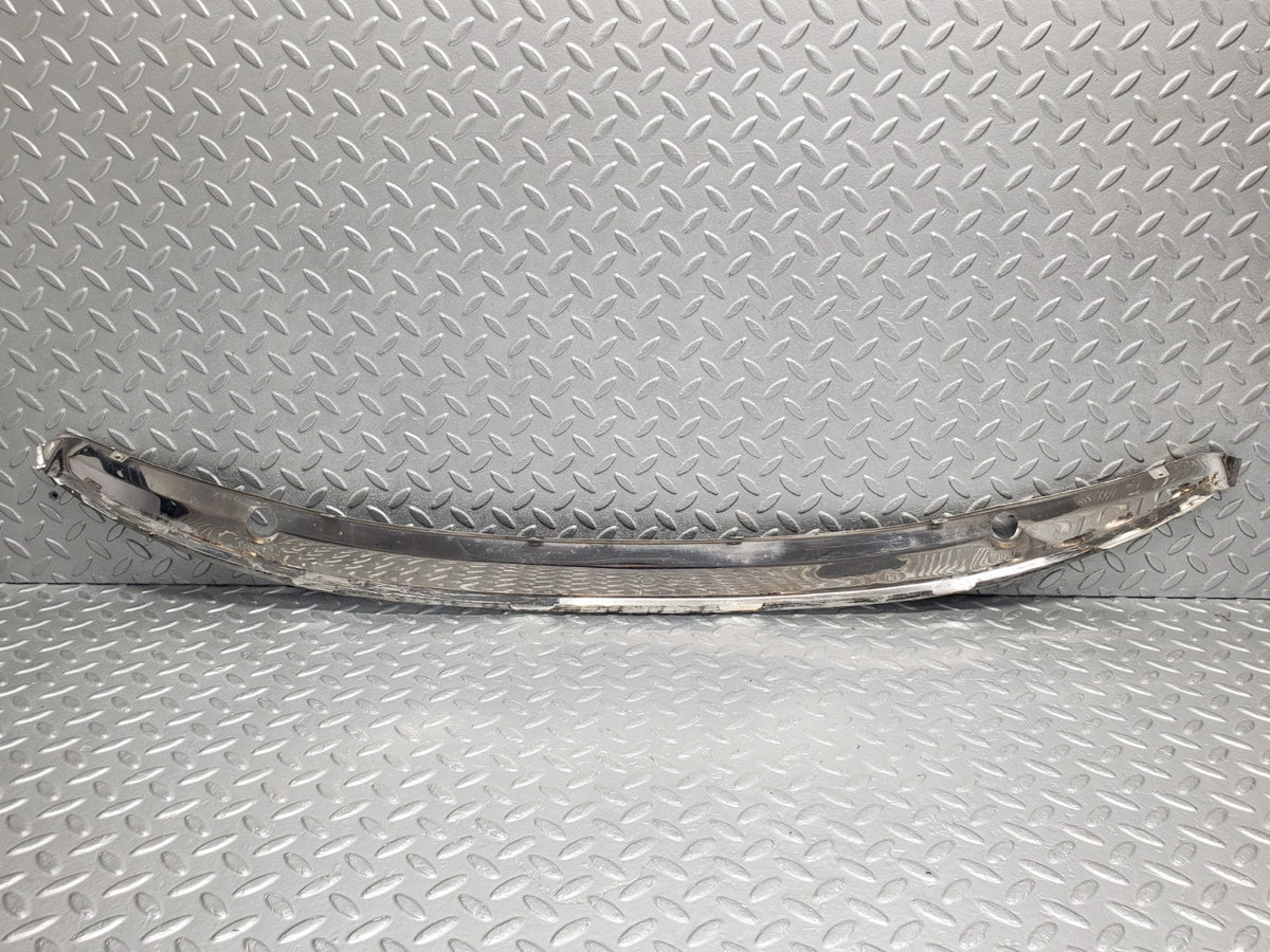 50146 Mercedes-Benz R107 SL Windscreen Top Chrome Trim
