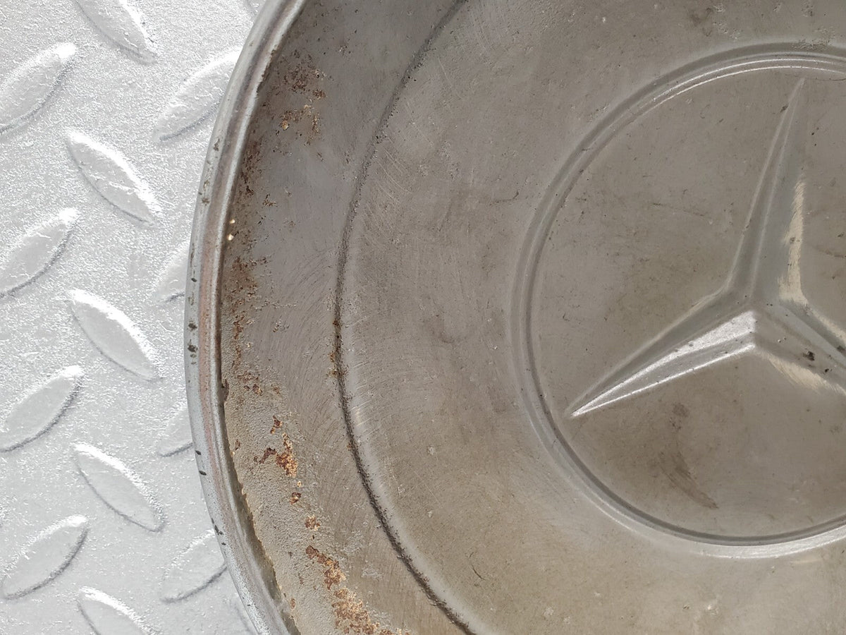 48383 Mercedes-Benz Chrome Wheel Hub Cap