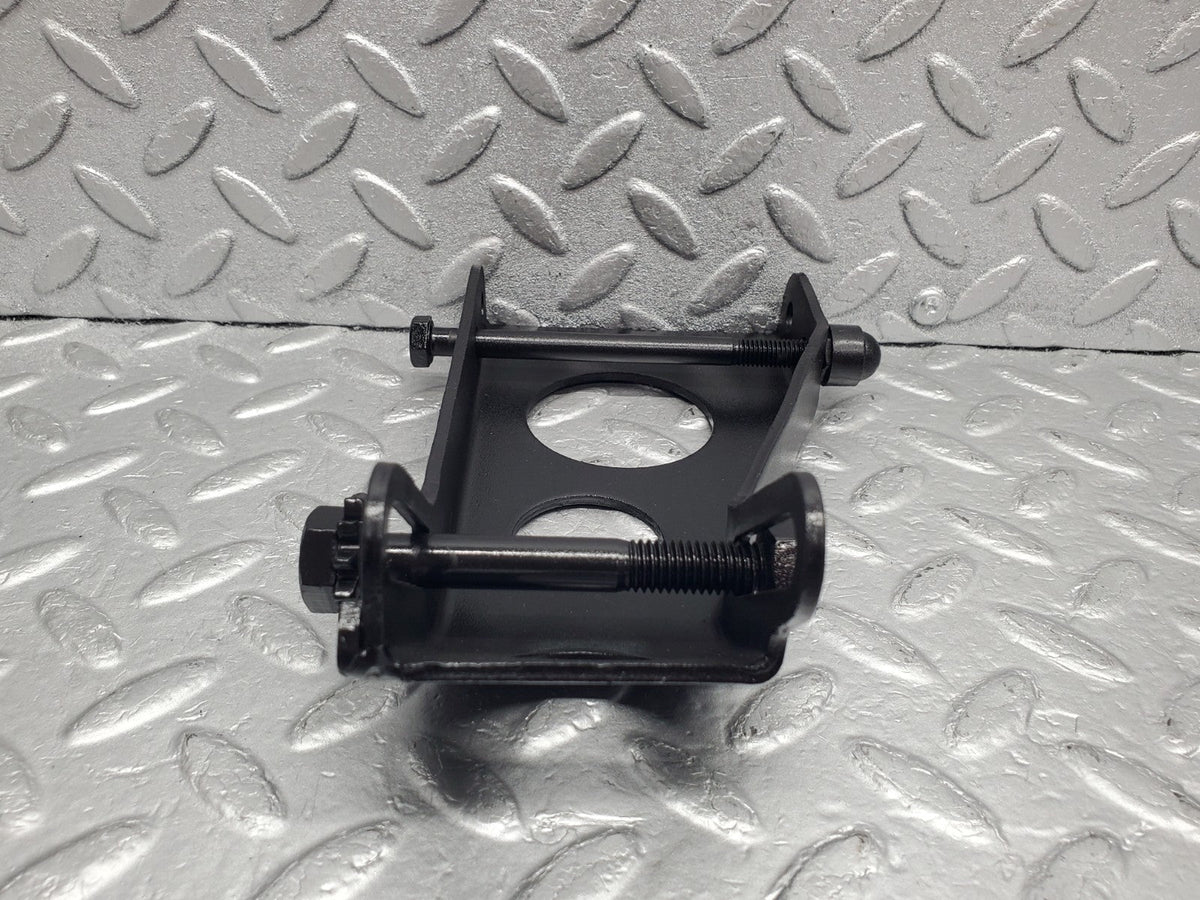 49854 Mercedes-Benz R107 380SL Alternator Generator Bracket