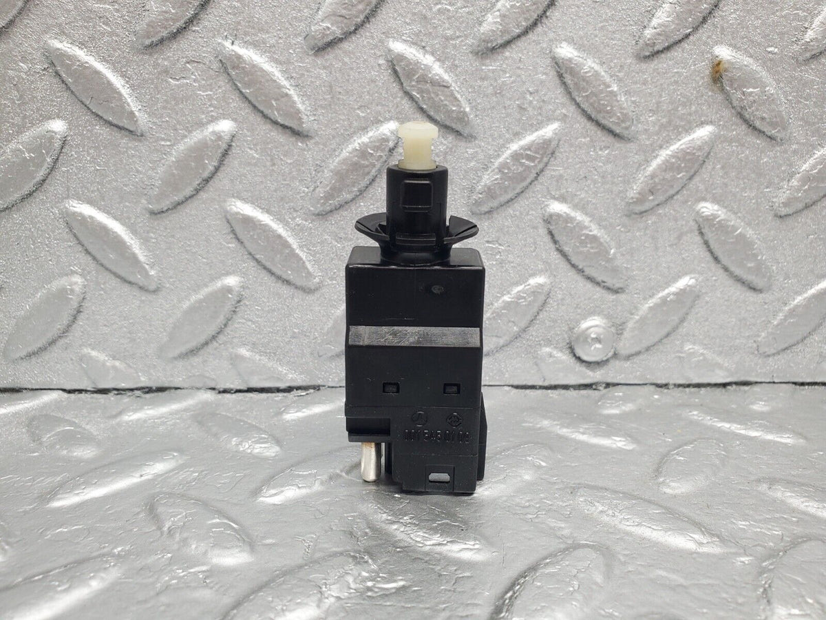 47100 Mercedes-Benz R129 320SL Coupe Brake Light Switch A0015450109