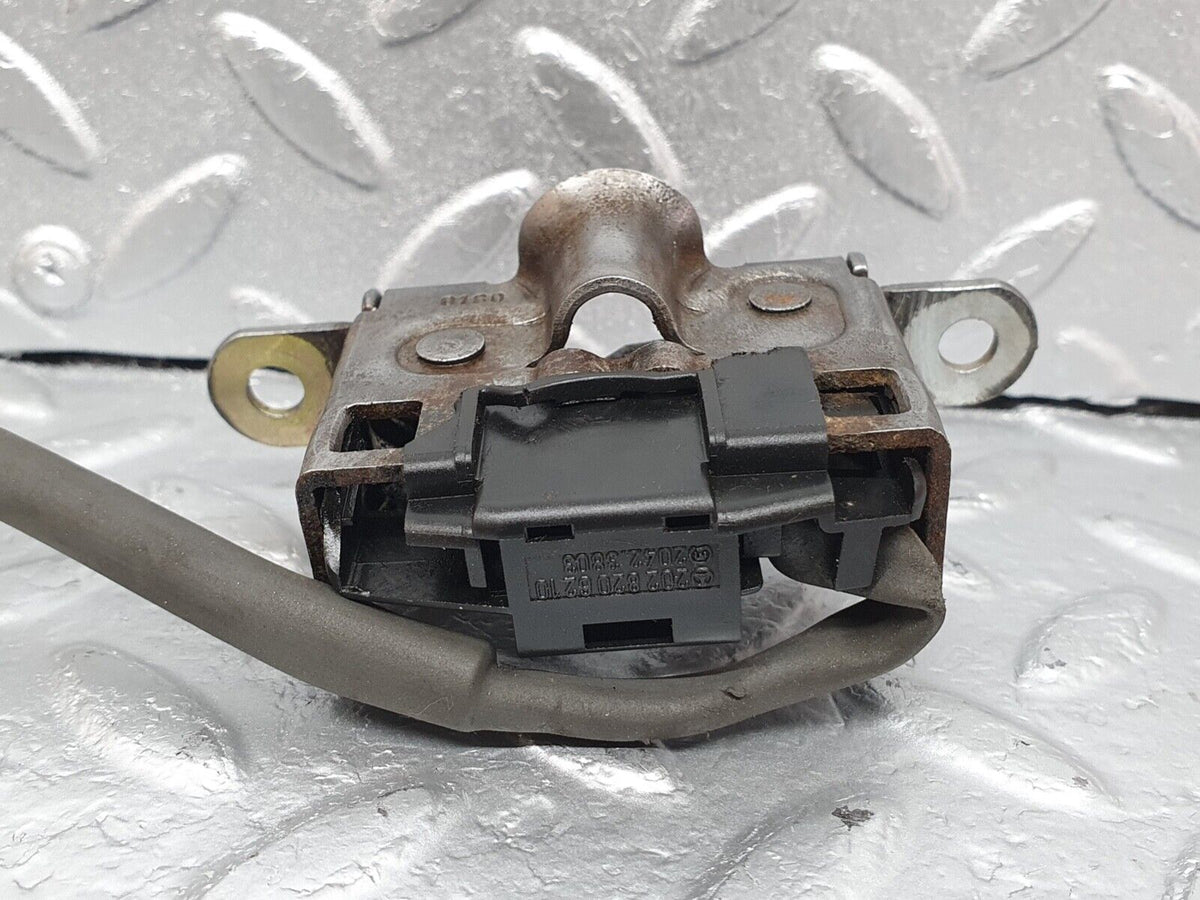 42018 Mercedes-Benz W202 C200 Bonnet Lock Latch A2028206210 A2105402781