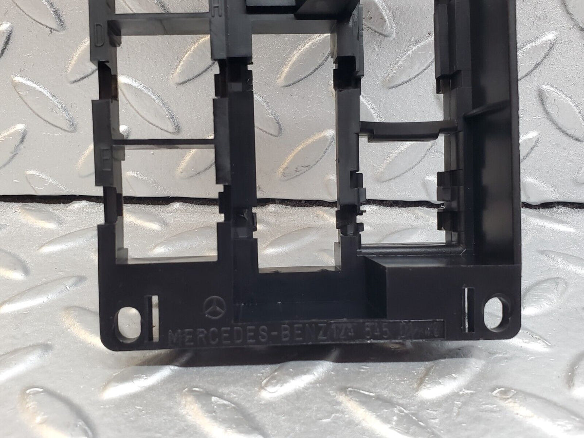 44723 Mercedes-Benz W124 220E Fuse Relay Holder Bracket A1245450140