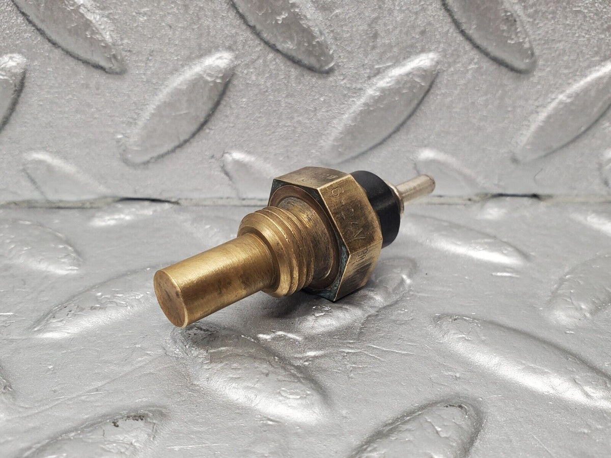 46046 Mercedes-Benz W126 420SE Coolant Temperature Sensor VDO A0055421017