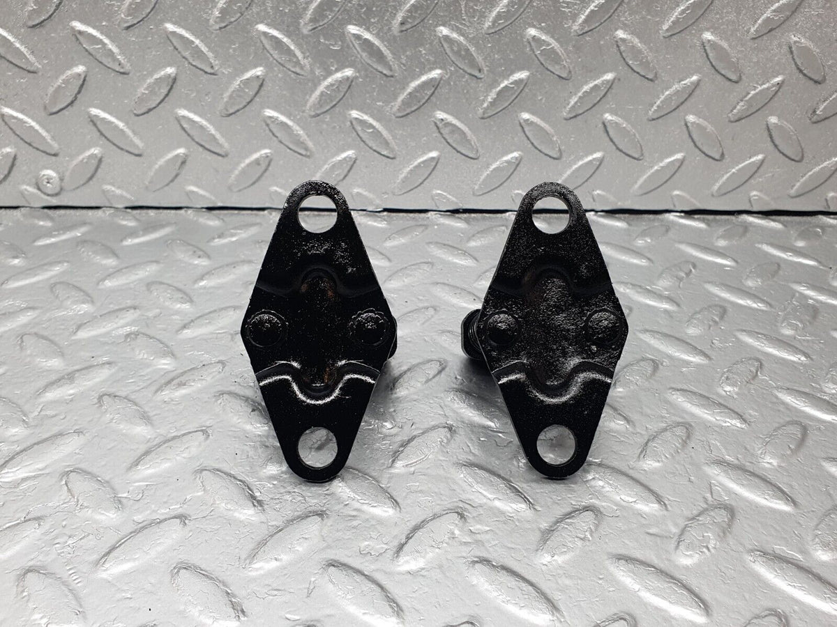 43565 Mercedes-Benz C126 380SEC Coupe Bonnet Lock Catch Pair A1268800060