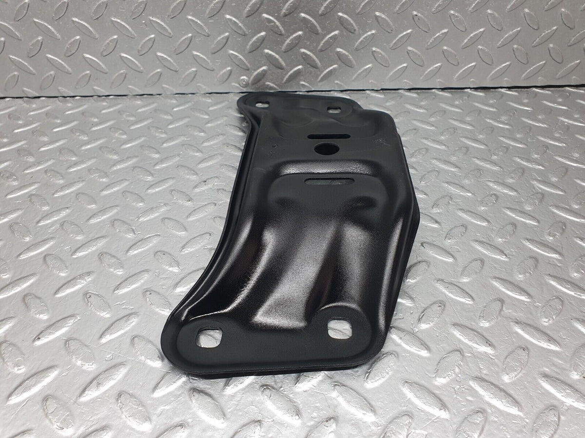 42717 Mercedes-Benz W201 190 2.0L Gearbox Mount Bracket