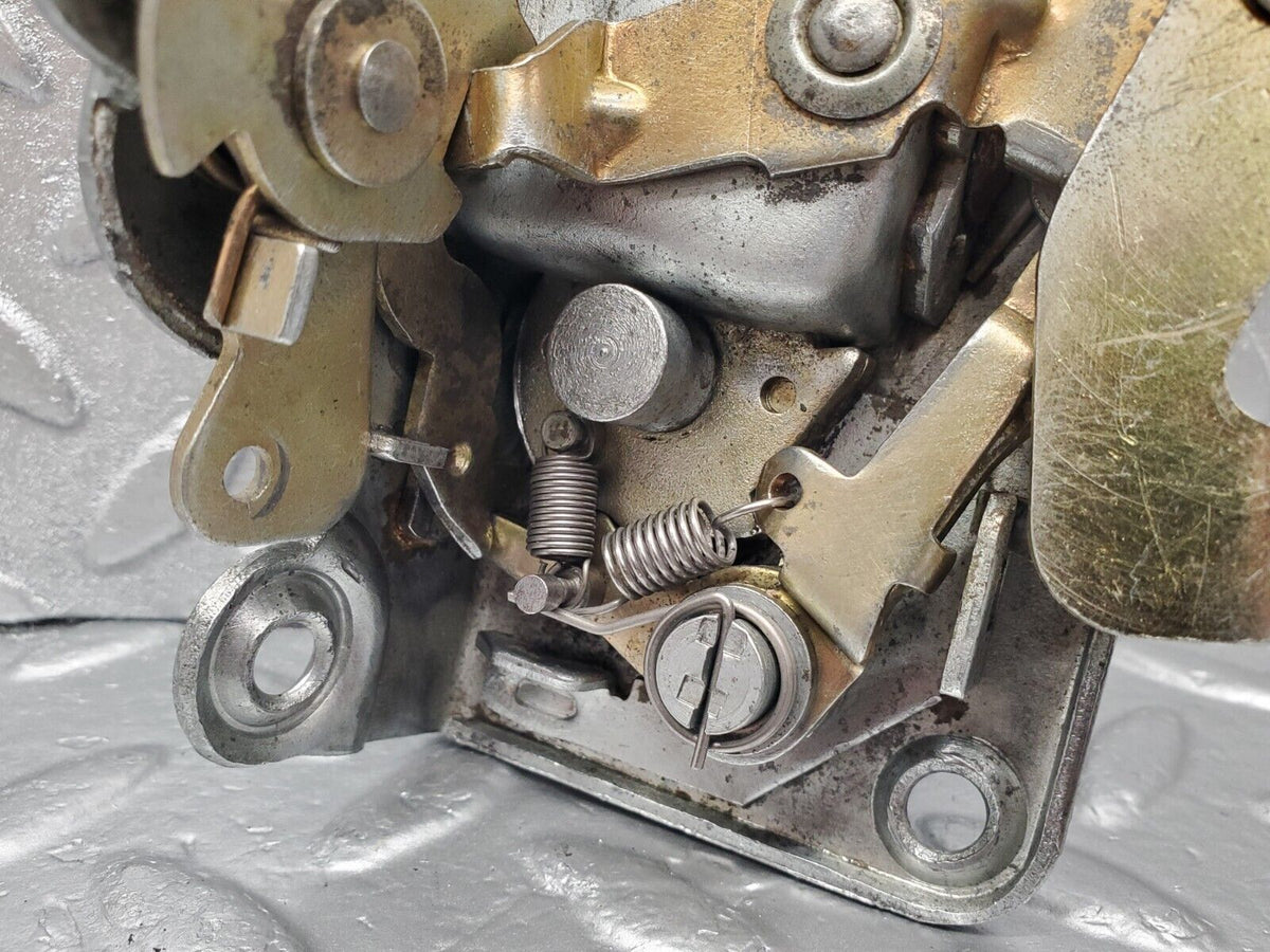 48129 Mercedes-Benz C107 R107 Left Door Lock Mechanism
