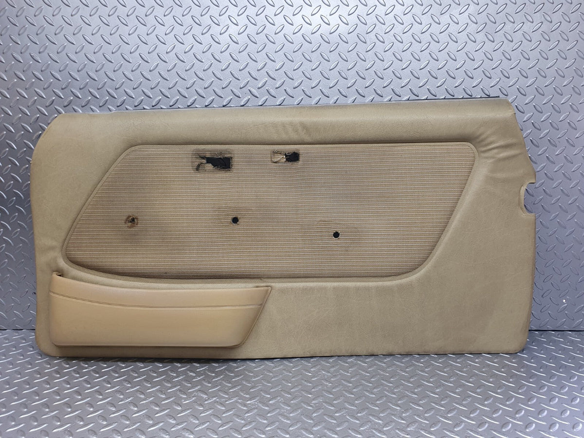 44049 Mercedes-Benz C123 230CE Coupe Right Door Card Beige