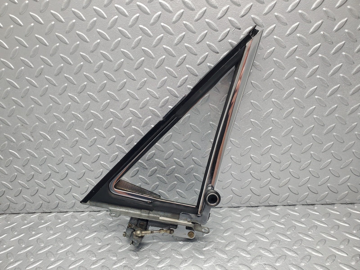 50664 Mercedes-Benz W108 280SE 3.5 Front Right Quarter Window