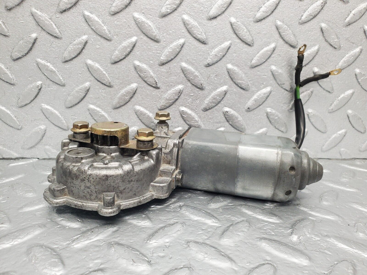 46136 Mercedes-Benz W124 Window Regulator Motor Front Right Bosch 0130821285
