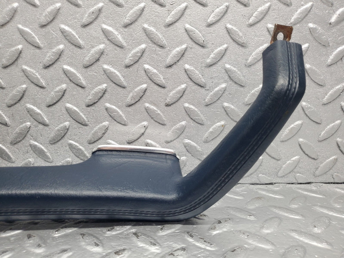 51353 Mercedes-Benz W123 Front Left Interior Door Handle Blue A1239701701
