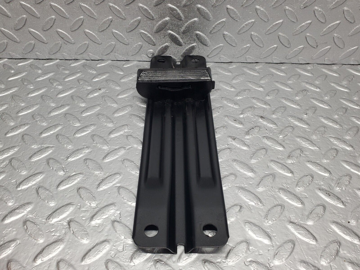 48029 Mercedes-Benz R230 350SL Coupe Exhaust System Hanger A2304920244