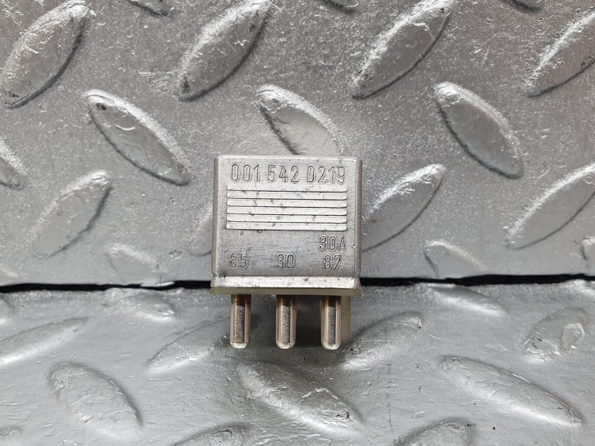 44076 Mercedes-Benz C123 230CE Coupe Multi Purpose Relay A0015420219