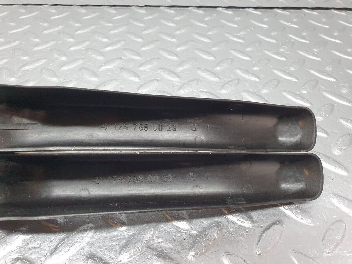 41510 Mercedes-Benz W124 200E Trunk Lid Hinge Cover A1247580029
