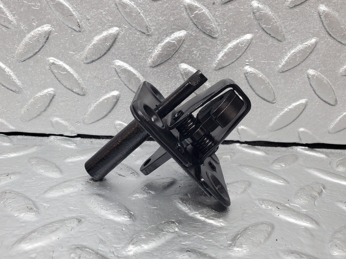 44496 Mercedes-Benz W123 280E Bonnet Lock Latch